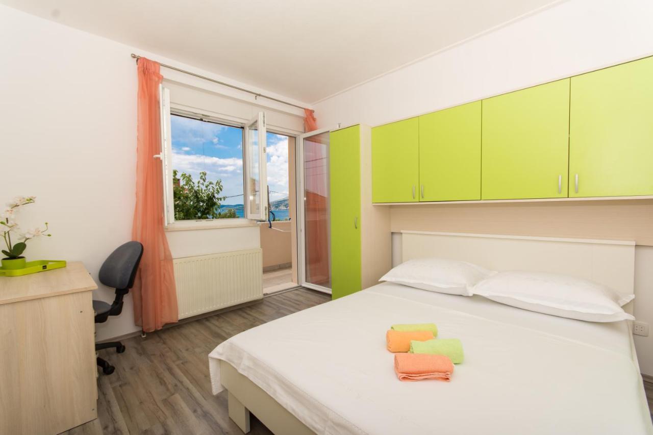 Apartments Ploka Okrug Gornji Exterior photo